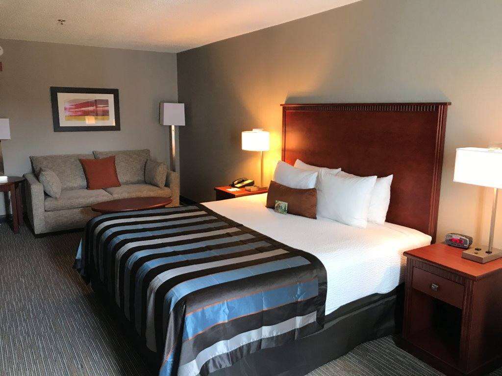 Wingate By Wyndham Shreveport Airport Hotel Room photo